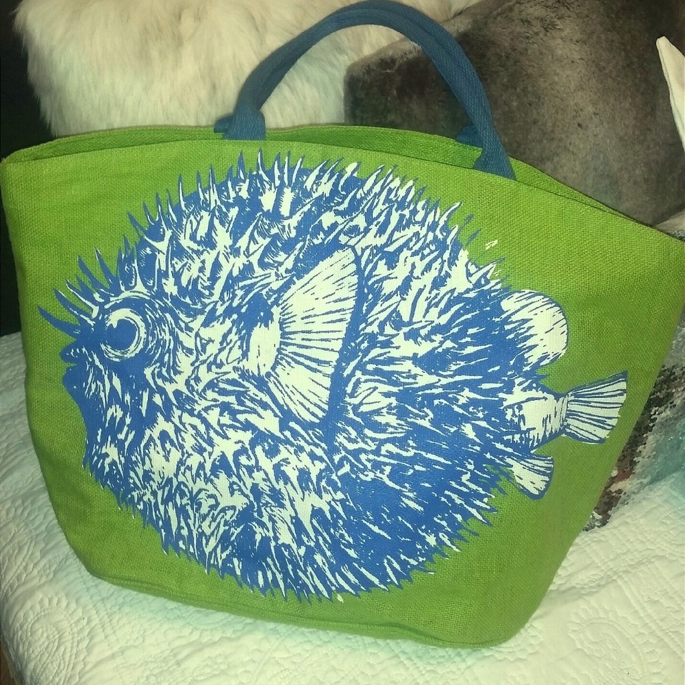 Mud Pie blow fish beach bag
